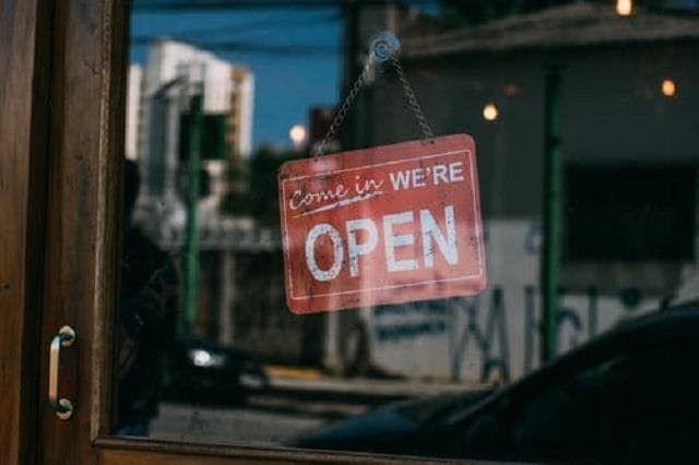 ¡Carhouse Express vuelve a abrir las puertas de su tienda!